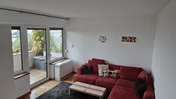 Expose Außergewöhnliche 2,5 Zimmer Wohnung mit Seeblick
