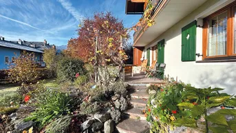 Expose Charmantes 1-2-Familienhaus mit großem Garten – nur wenige Schritte vom Zeller See entfernt