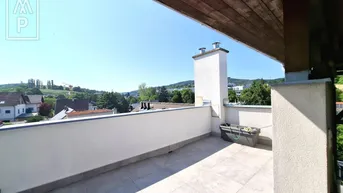 Expose Maisonette-Wohnung inkl. Terrasse mit Weitblick!