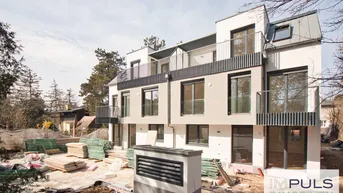 Expose ZWEI MAL ZWEI | Exklusives Doppelhaus mit hochwertiger Ausstattung | großer, privater Eigengarten | HAUS 3