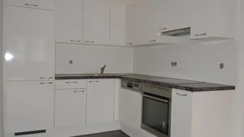 Expose Helle 2-Zimmer-Wohnung mit hofseitigem Balkon - verfügbar ab November 2025