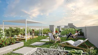 Grüne Dachterrasse mit Liegestühlen, Sandkasten und Gemeinschaftsgarten für Entspannung und Spiel.