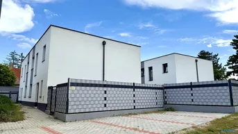 Expose ++ NEU ++ Modernes Wohnen im Weinviertel – Drei belagsfertige Doppelhaushälften in Neubau