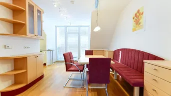Expose Koffer packen und einziehen: helle 3-Zimmer-Dachgeschoßwohnung am Froschberg