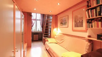 Expose Charmante 1-Zimmer-Altbauwohnung mit Schlafebene gegenüber vom Schloss Schönbrunn