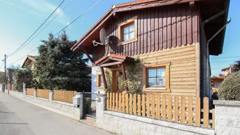 Expose Ruhig gelegenes 3-Zi.-Haus mit schönem Garten und Spa-Bereich!