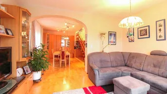 Expose Platz für die ganze Familie! Charmantes Einfamilienhaus mit Gartenidylle und Garagenstellplatz