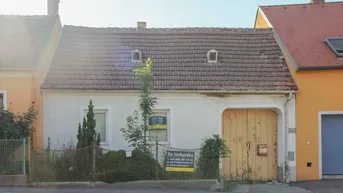 Expose Voll aufgeschlossenes Grundstück in Leitzersdorf mit Altbestand