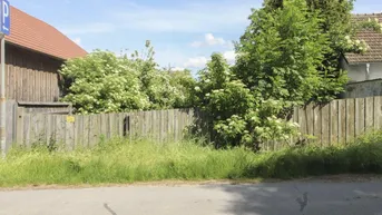 Expose Voll aufgeschlossenes Grundstück in Leitzersdorf mit Altbestand neben dem Abenteuerspielplatz