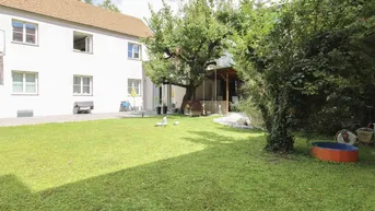 Expose Top saniertes Haus mit 2 Wohneinheiten und Projektentwicklungsmöglichkeiten in zentraler Stadtlage