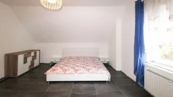 Expose Geräumiges Einfamilienhaus mit großem Garten in Wiener Neustadt