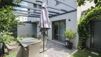Expose Absolutes Highlight: modernes Traumhaus mit Garten &amp; Dachterrasse in zentraler Lage von Wr. Neustadt