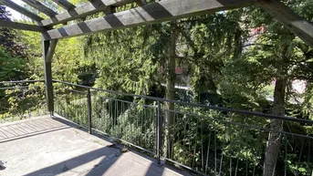 Expose Ruhige 2-Zimmer-Altbauwohnung mit Balkon ins Grüne – Nähe Lainzer Tiergarten