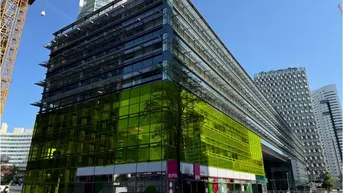 Expose TECH GATE - Haus-in-Haus mit 1.326 m²