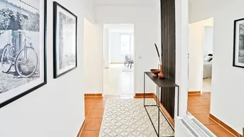 Expose Wunderschöne, sonnige 3-Zimmer-Wohnung mit Loggia