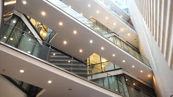 Expose LE PALAIS | Regus Business Center
