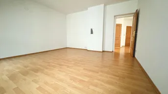 Expose WG-taugliche 4,5-Zimmer-Wohnung mit Terrasse | Fußbodenheizung | Kellerabteil | frisch saniert