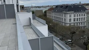 Expose SKYLINEBLICK - MAISONETT DACHGESCHOSSWOHNUNG MIT TERRASSE UND LOGGIA - NÄHE U3