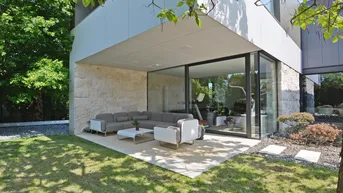 Expose Villa der Extraklasse: Top-Ausstattung, uA Pool, Lift, XL-Garage u.v.m.