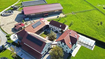 Expose Country living deluxe zwischen Salzburg und Burghausen - Ein Anwesen der Extraklasse, das keine Wünsche offen lässt