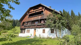 Expose Lungau: Einzigartiges historisches Bauernhaus mit modernem Komfort