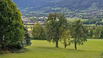 Expose Idylle &amp; Ausblick - Schönes Baugrundstück in Hanglage