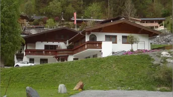 Expose Neuer Kaufpreis!! Großes Wohnhaus mit vielen Nutzungsmöglichkeiten in Zentrumslage von Viehhofen
