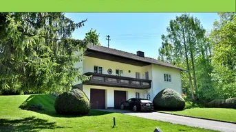 Expose Geräumiges Wohnhaus in sonniger Ruhelage auf großzügigem Grundstück