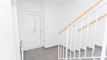 Expose Wohnen auf zwei Ebenen - 4 Zimmer Maisonette EIGENTUMSWOHNUNG in 1220 Wien - kernsaniert und provisionsfrei!