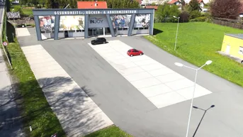 Expose Modernes Handelsobjekt mit Parkplätzen