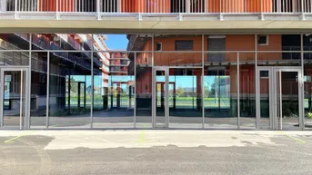 Expose Neubau-Handelsflächen im "GATE17"