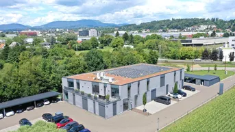 Expose Exklusiver Firmenstandort mit Lagerhalle und Büroflächen