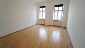 Expose Altbau mit Charme und Substanz – 2,5-Zimmer-Wohnung