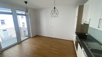 Expose Tolle 3 Zimmer Wohnung ideal für kleine WGs oder Familien.