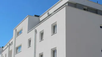 Expose  Wiedervergabe - 2 Zimmer- 1PKW-Einstellplatz - 1PKW-Abstellplatz - Loggia - Miete m.Kaufoption 