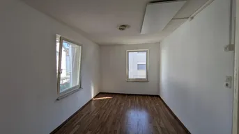 Expose 2,5 Zimmer Altbauwohnung