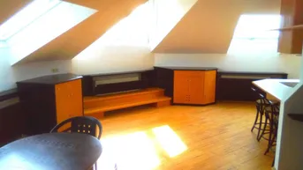 Expose Traumhafte Dachwohnung in Wien — Loft, stylisch und hell, ohne Makler
