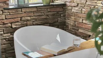 Expose Provisionsfrei: modernes Dachgeschoss mit Wellness-Feeling und Charme
