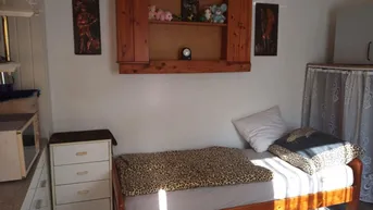Expose Single-Zimmer möbliert