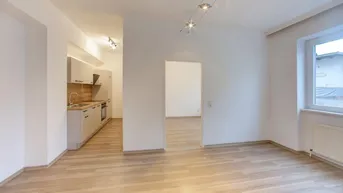Expose Helle, sanierte 2-Zimmer-Wohnung im Herzen von Traun - Top-Lage beim Hauptplatz!