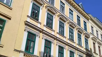 Expose Altbaumaisonette inkl. gesamtem Dachboden und Terrasse. Ruhelage im 6. Ohne Maklergebühr!