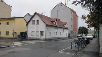 Expose Charmantes Ein-Mehrfamilienhaus mit kleinen Garten in ruhiger Lage