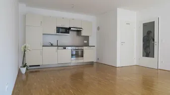 Expose Sonnige 2-Zimmerwohnung, 5. Stock, Balkon Garage. Privatverkauf, kein Makler.