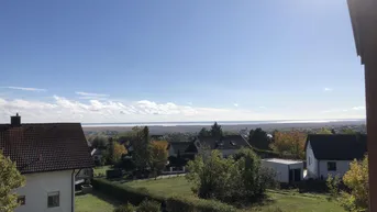 Expose Ruhelage mit Blick auf den Neusiedler See