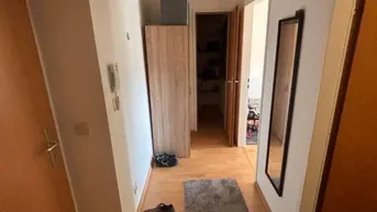 Expose Kleine Wohnung, gute Lage! Mit Parkplatz und Keller