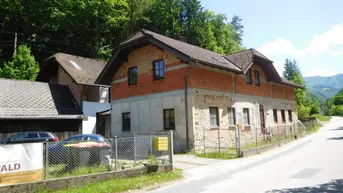 Expose Mehrparteienhaus (zur Eigennutzung, als Anlageobjekt und/oder gewerblich) Provisionsfrei!