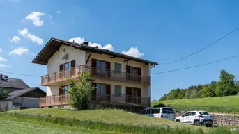 Expose Ruhige Lage mit Bergblick - renoviertes 2 Familienhaus zu verkaufen **ohne Makler**Provisionsfrei**