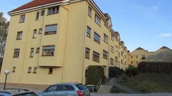 Expose schöne gepflegte 3 Zimmer Wohnung 75m2