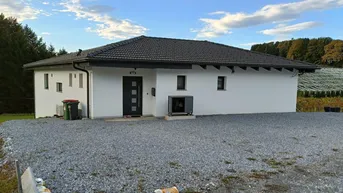 Expose Neubau Bungalow mit wunderschönem Aussicht