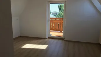 Expose 3 1/2 Zimmer Mansardenwohnung Stadtrand zu Linz - St. Martin/ Traun, Garten, Balkon überdacht,